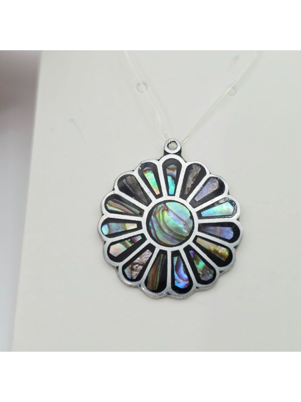 Abalone Shell Flower Pendant Scalloped Edge Sterling Iridescent Inlay Lightweigh